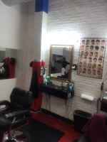 Barber Shop w Rental Stations in Downtown Boston