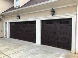 Lucrative Garage Door Company with Great Outlook