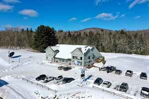 Ski/Snowboard Retail Business+Real Estate Vermont
