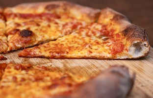 Brooklyn Pizzeria $35k Weekly – LOW Rent