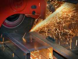 B2B Metal Manufacturing & Fabrication