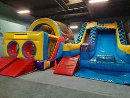 Kids Indoor Amusement Center - Parties & Jumpers