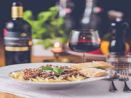 Authentic Italian Food & Wine Experience