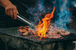 Popular Small Town Roadside BBQ Business for SALE!