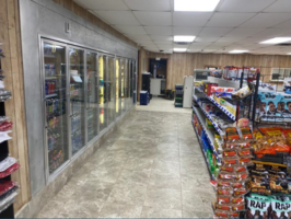 Dry Gas Station with Property in Walnut Grove, MS!