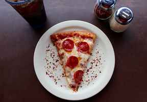 Pizza Restaurant for Sale making $180,000