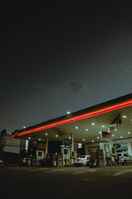 Profitable Branded Gas Station w/CarWash