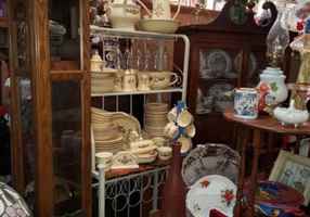 family-owned-antique-and-vintage-resale-shop-mobile-alabama