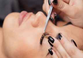 Well Known Eyelash Extension Franchise - Locati...
