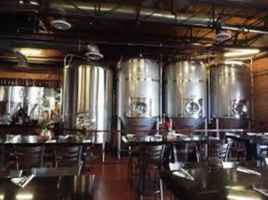microbrewpub-with-beer-stout-and-ale-seattle-washington