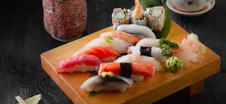 Popular, Well Established Japanese /Sushi